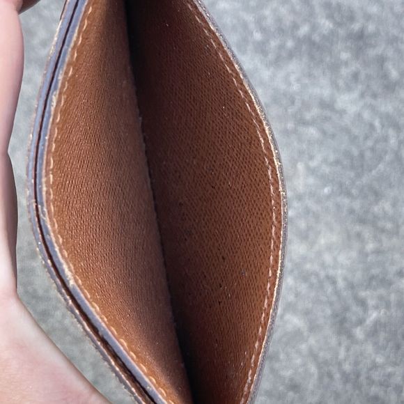 LOUIS VUITTON LV Card Holder Wallet Monogram - Picture 10 of 11